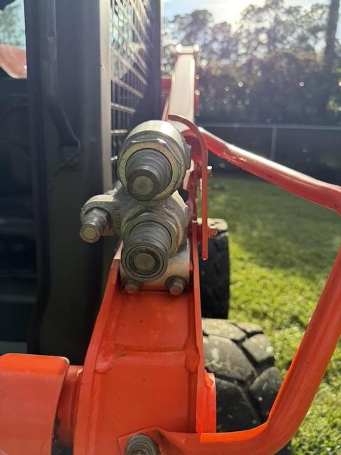 Used 2017 Kubota SSV75