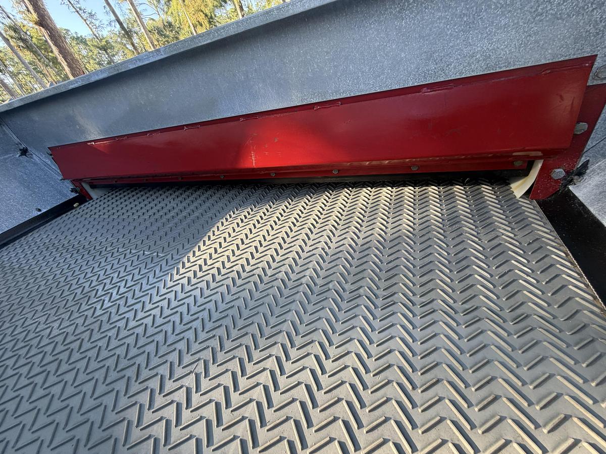 Used 2019 Toro Topdresser 2500