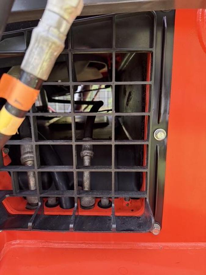 Used 2017 Kubota SSV75