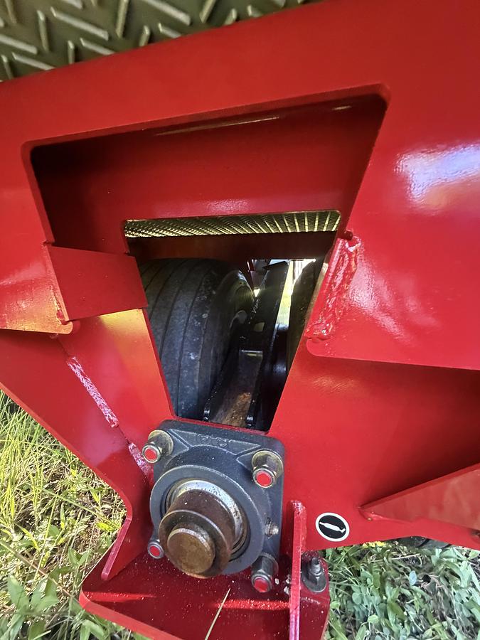 Used 2019 Toro Topdresser 2500