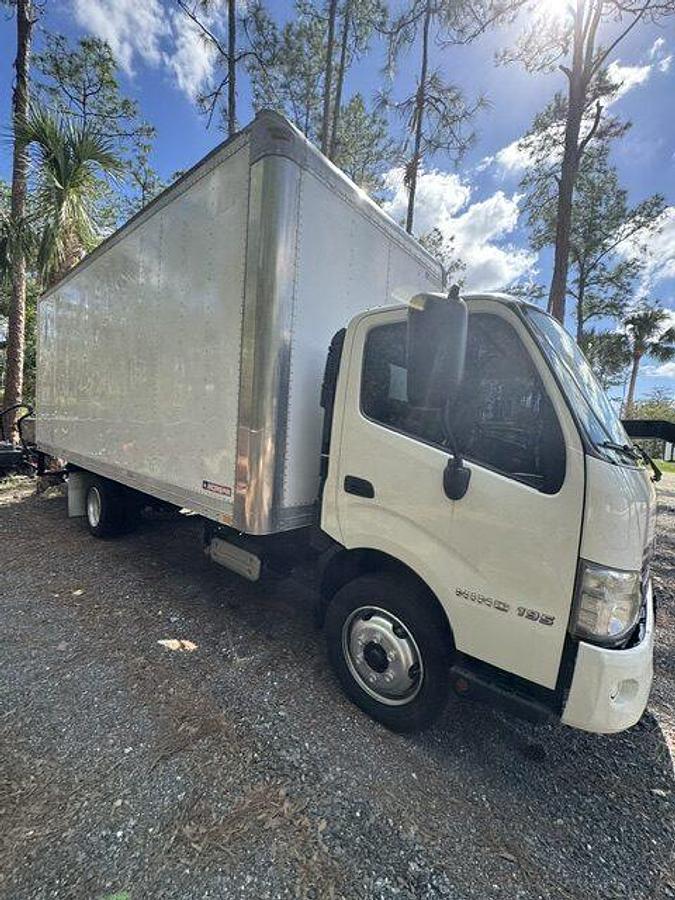 Used 2015 HINO with Truck Body