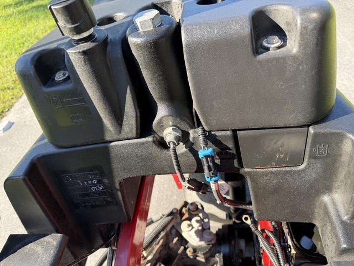 Used 2019 Toro Greensmaster 3300 Triflex