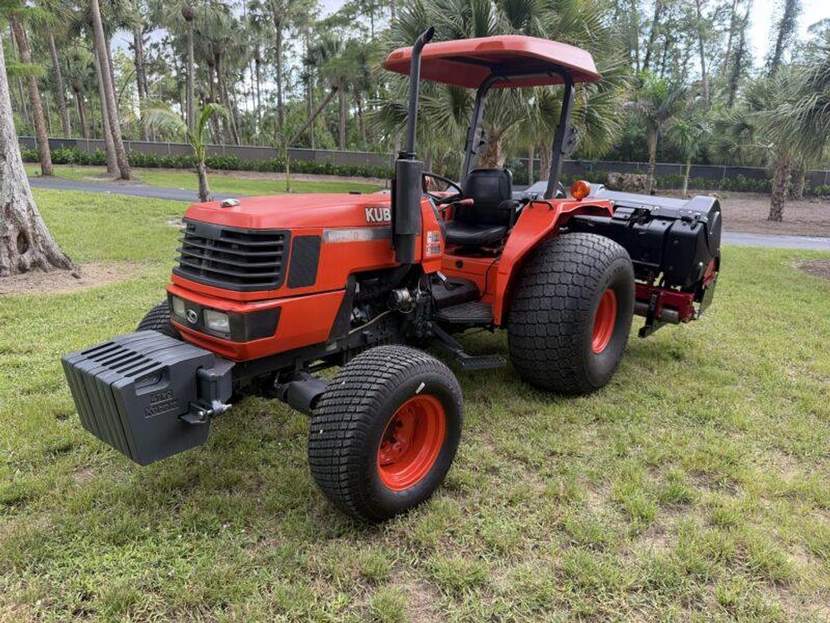 Used 2017 Toro Pro-Core 1298 Model 09716