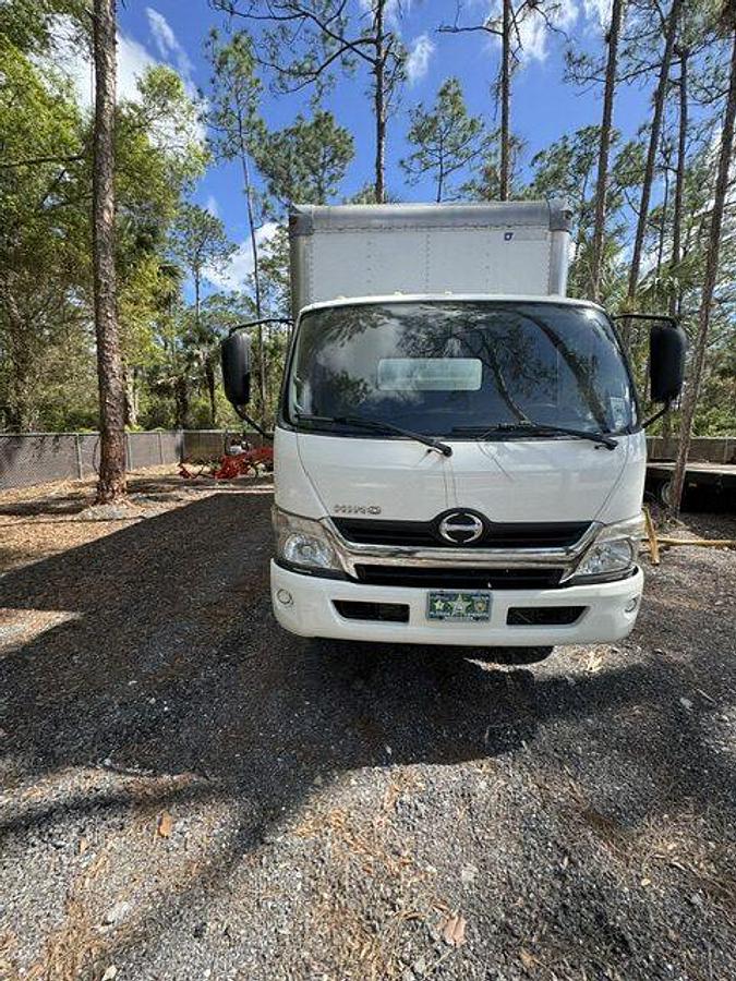 Used 2015 HINO with Truck Body