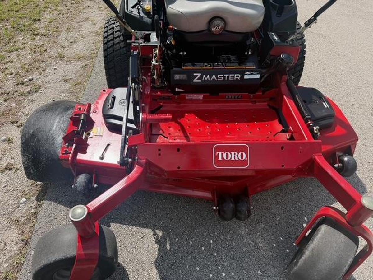 Used 2014 Toro Z Master 5000 Series 60″ Deck