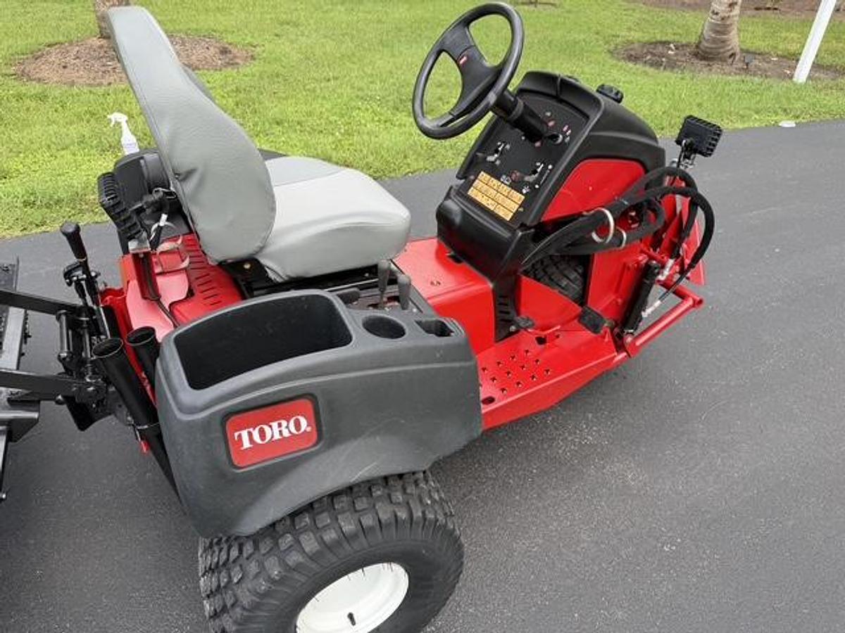 Used 2019 Toro SandPro 5040