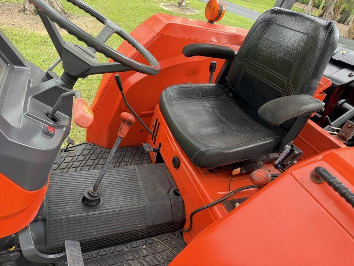 Used 2017 Toro Pro-Core 1298 Model 09716