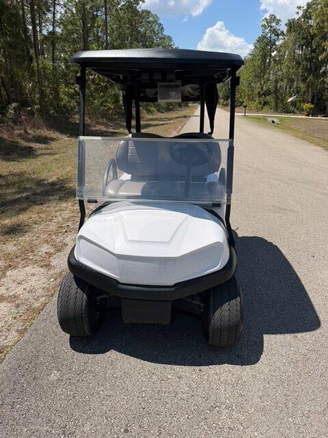 Used 2023 Club Car Tempo Connect Electric ERIC 2