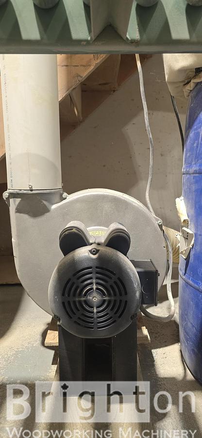 Used 2011 Woodmaster DB550 Used Cast iron 5HP dust Collector #BBM2789