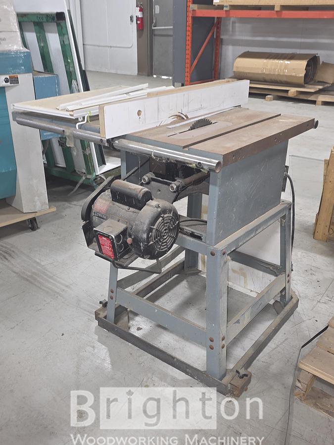 Used Delta 34-444 used cabinet saw #BBM2796
