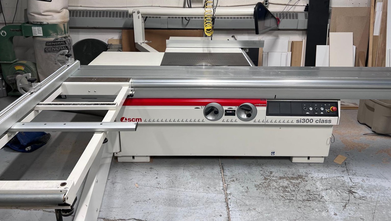 Used 2016 SCM SI300 used sliding table saw. #BBM2860