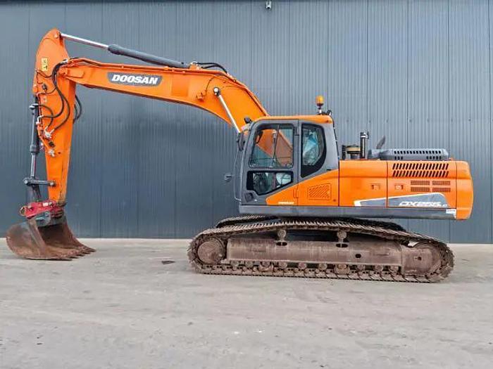 Gebraucht 2015 Doosan DX255LC-5