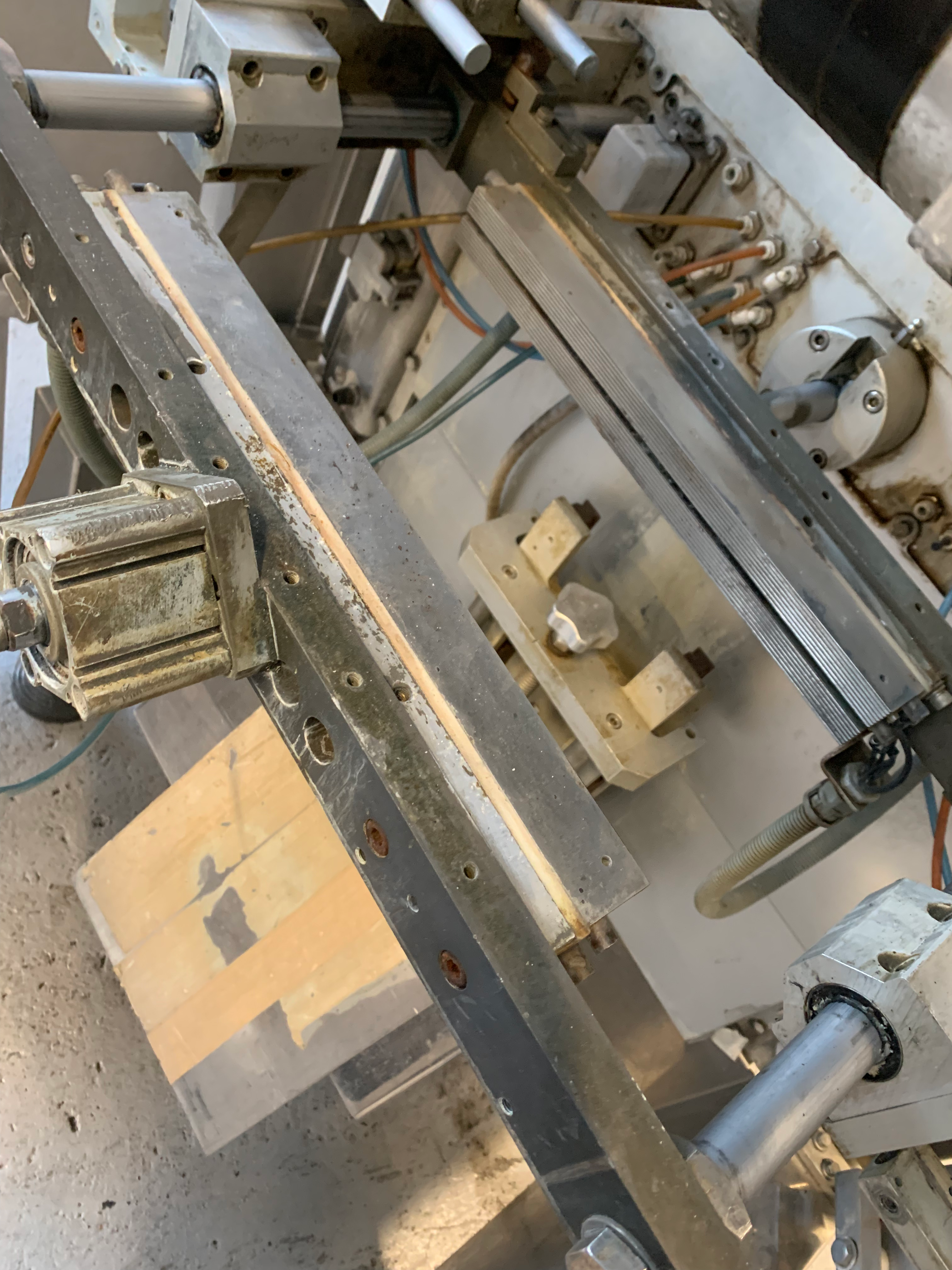 Used 2013 Hayssen Sandiacre Novus 350 VFFS