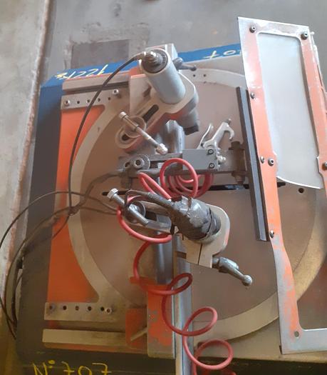 Usado Serra de alumínio