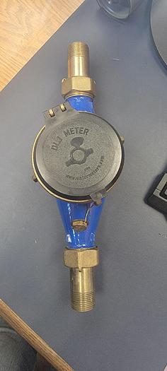 Used DLJ WATER METER 5/8X3/4(105)