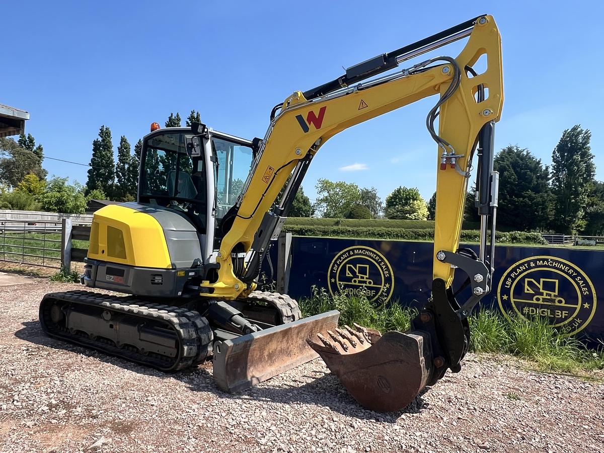 Used 2022 WACKER NEUSON EZ50