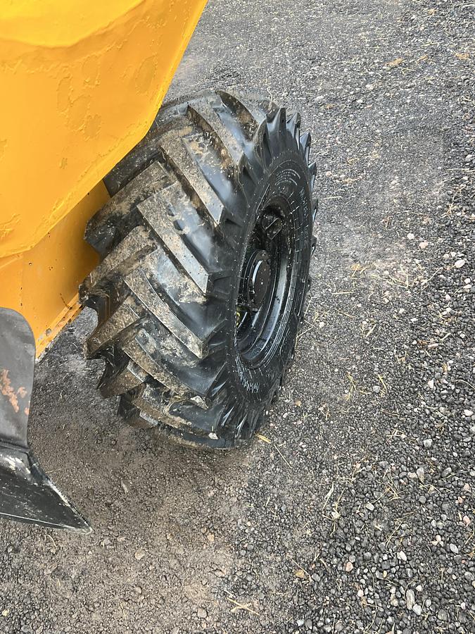 Used 2015 THWAITES 3 tonne dumper