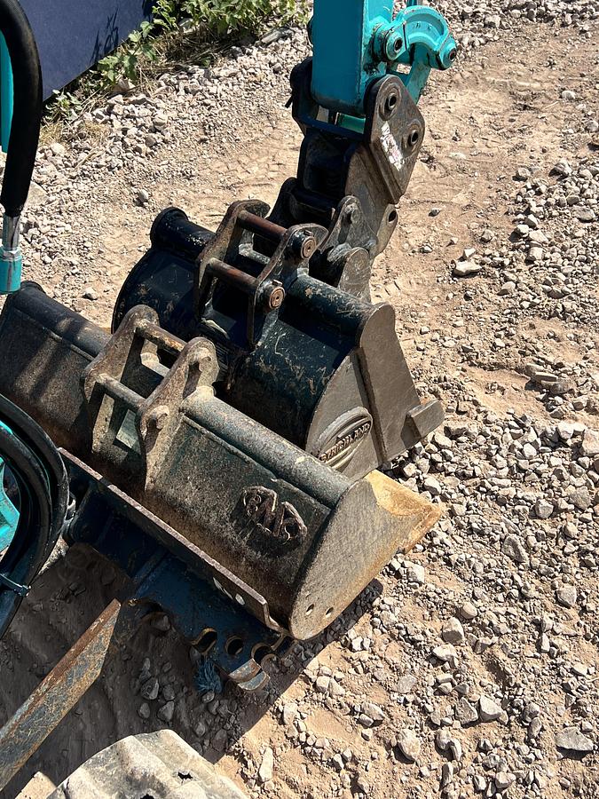 Used 2021 KOBELCO SK10SR-2