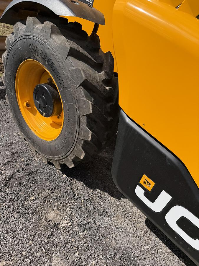 Used 2022 JCB 540-140