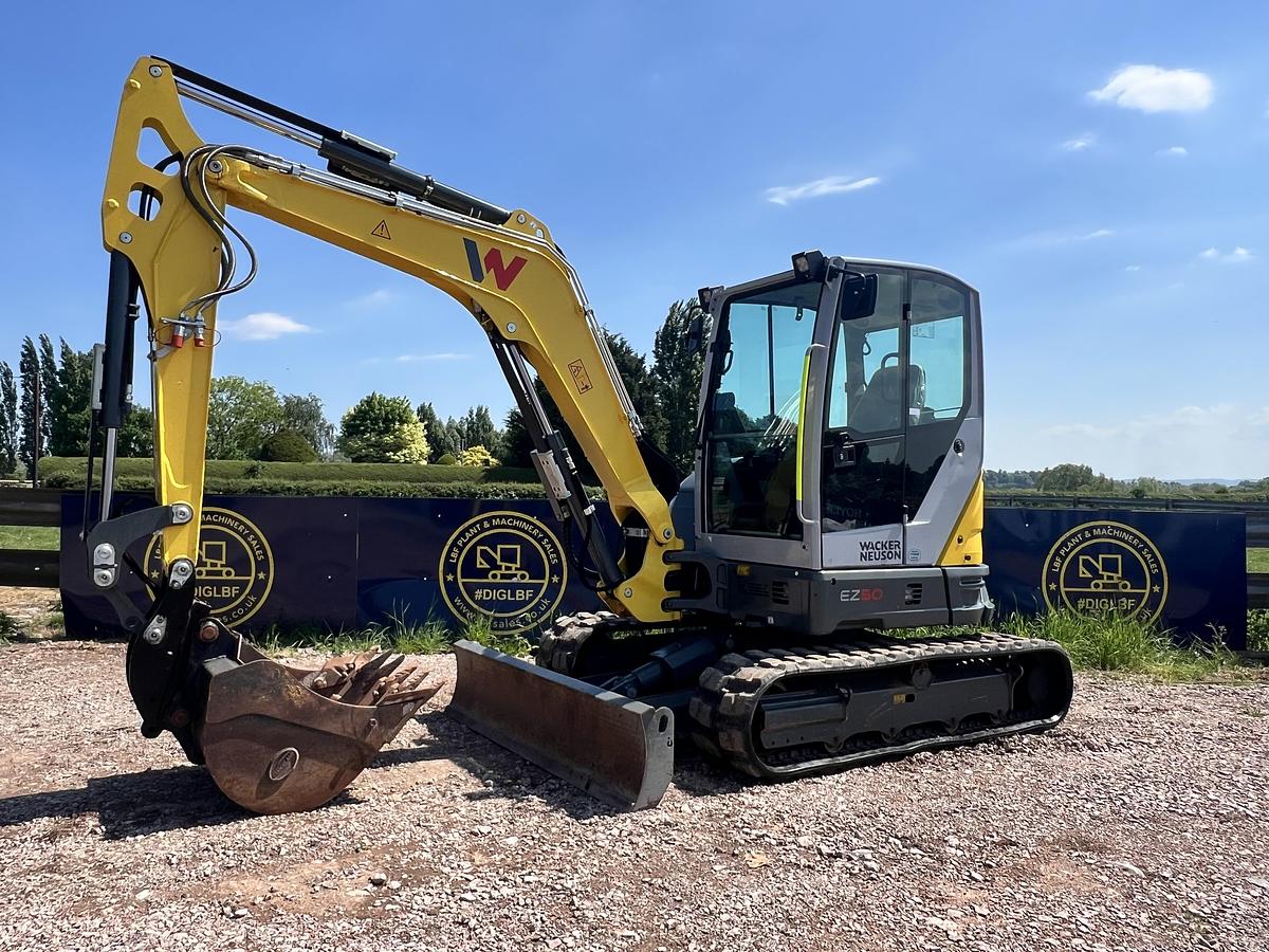 Used 2022 WACKER NEUSON EZ50