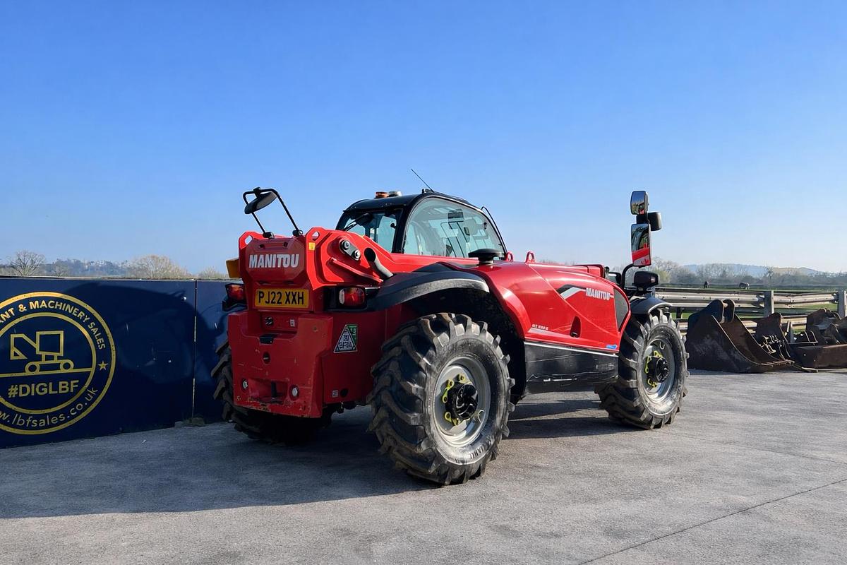 Used 2022 MANITOU MT 930 H