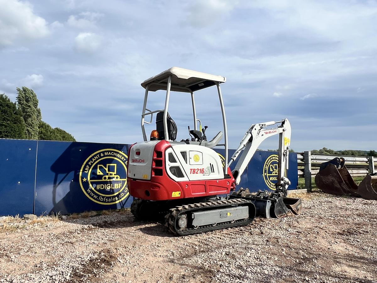 Used 2022 TAKEUCHI TB216