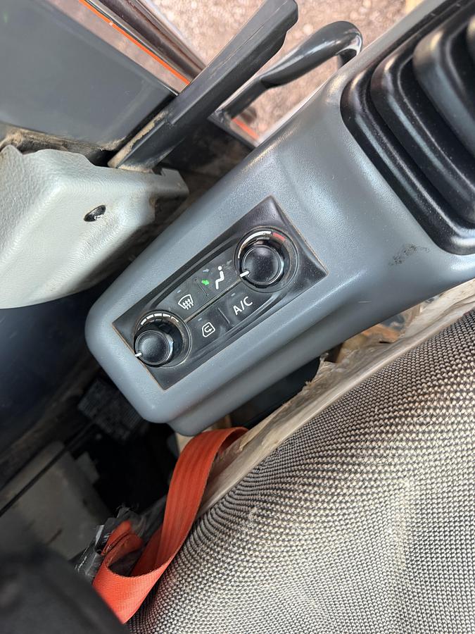 Used 2023 DOOSAN DX62R-3