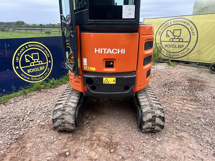 Used 20 HITACHI ZX26U