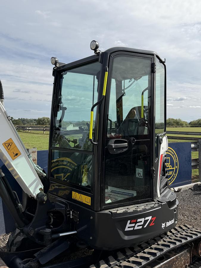 Used 2022 Bobcat E27Z