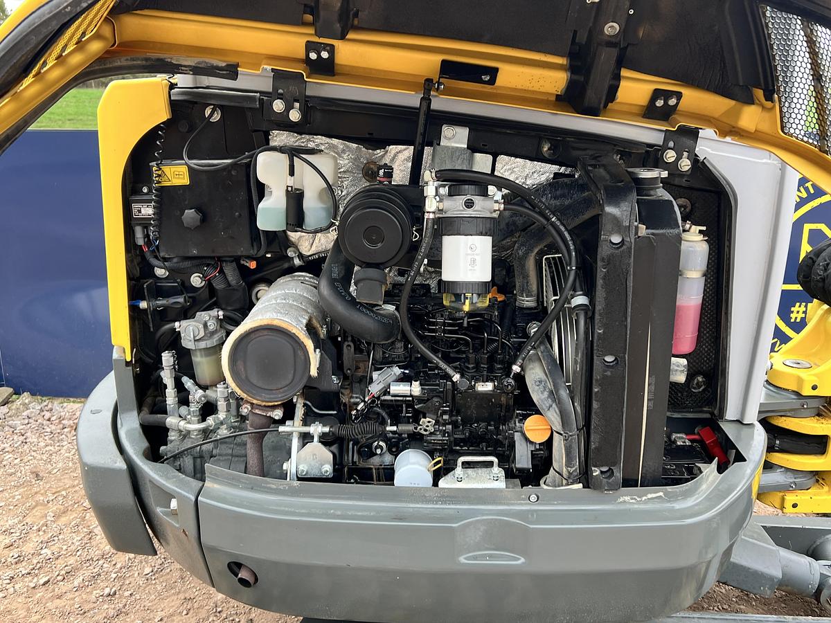 Used 2022 WACKER NEUSON EZ26