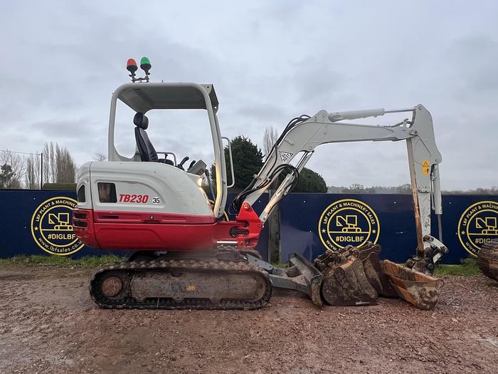 Used 2017 TAKEUCHI TB230