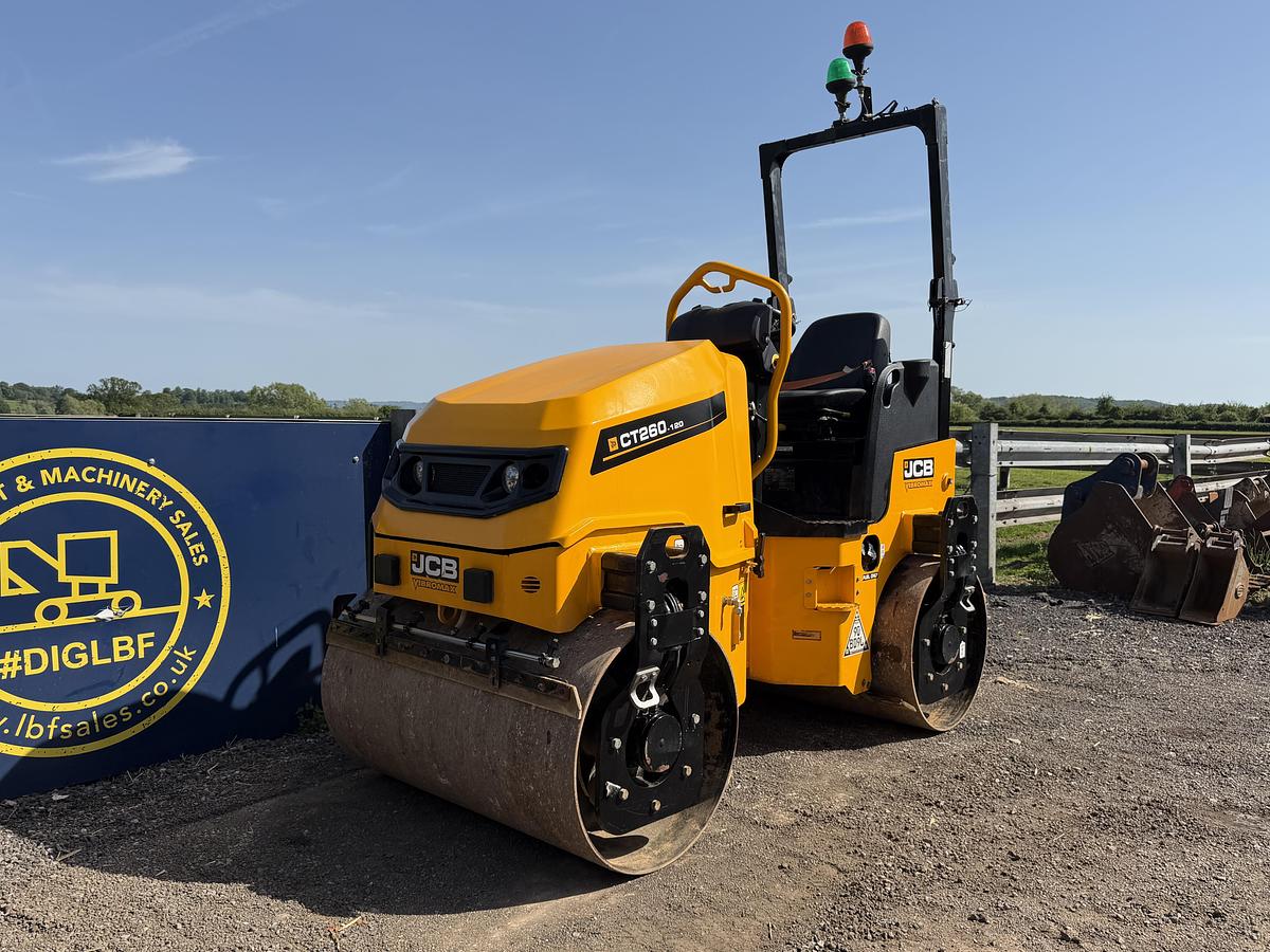 Used 2022 JCB CT260-120