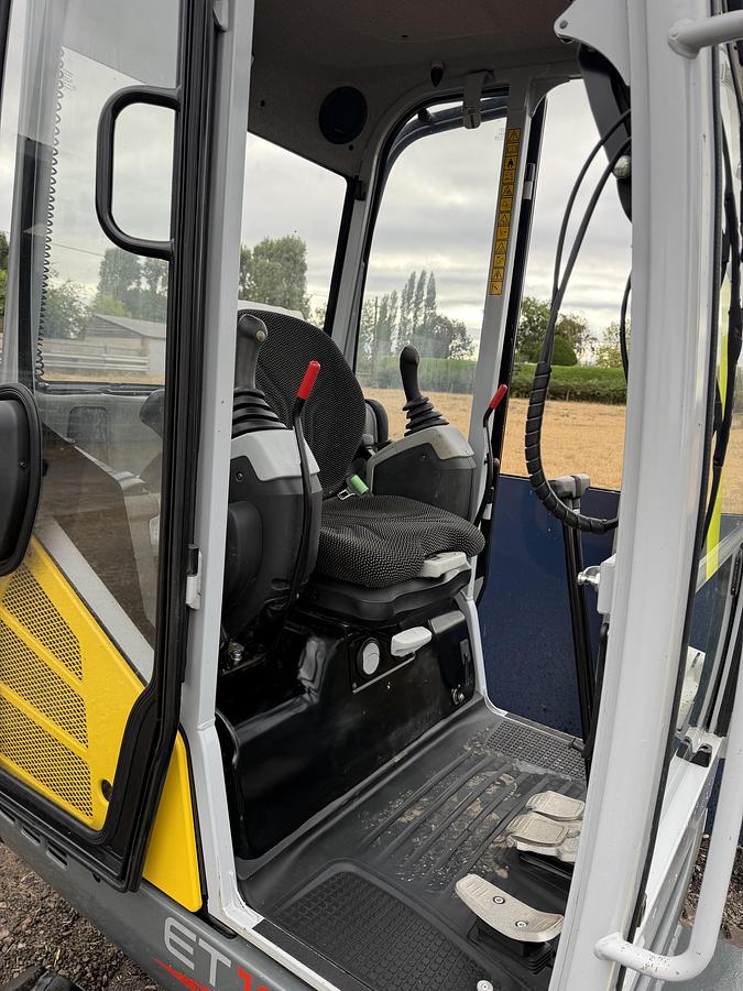 Used 2024 WACKER NEUSON ET18 VDS