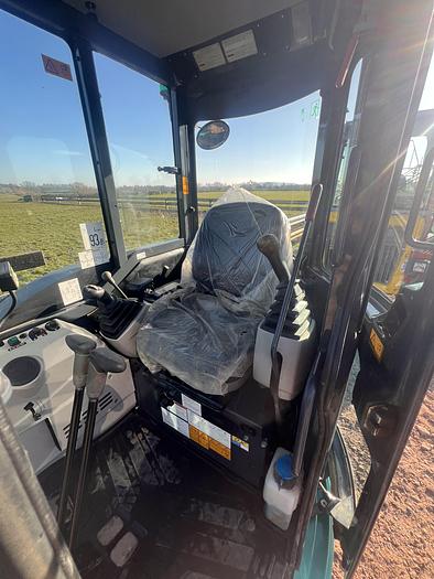 Used 2021 KOBELCO SK28SR-6E