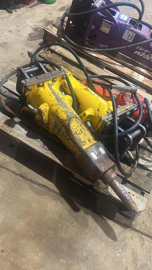 Used 2024 ATLAS COPCO SB152