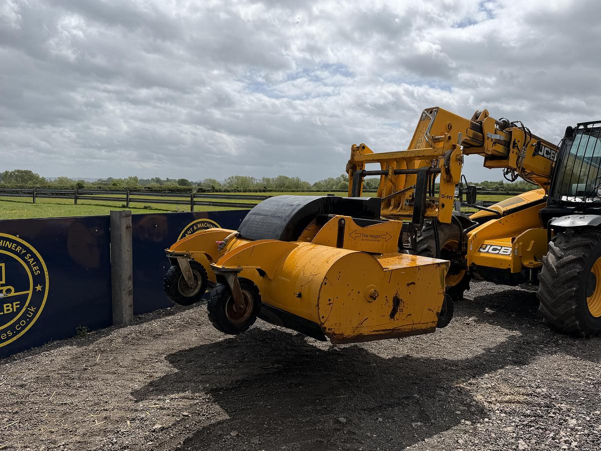 Used 2010 Eastern RS220