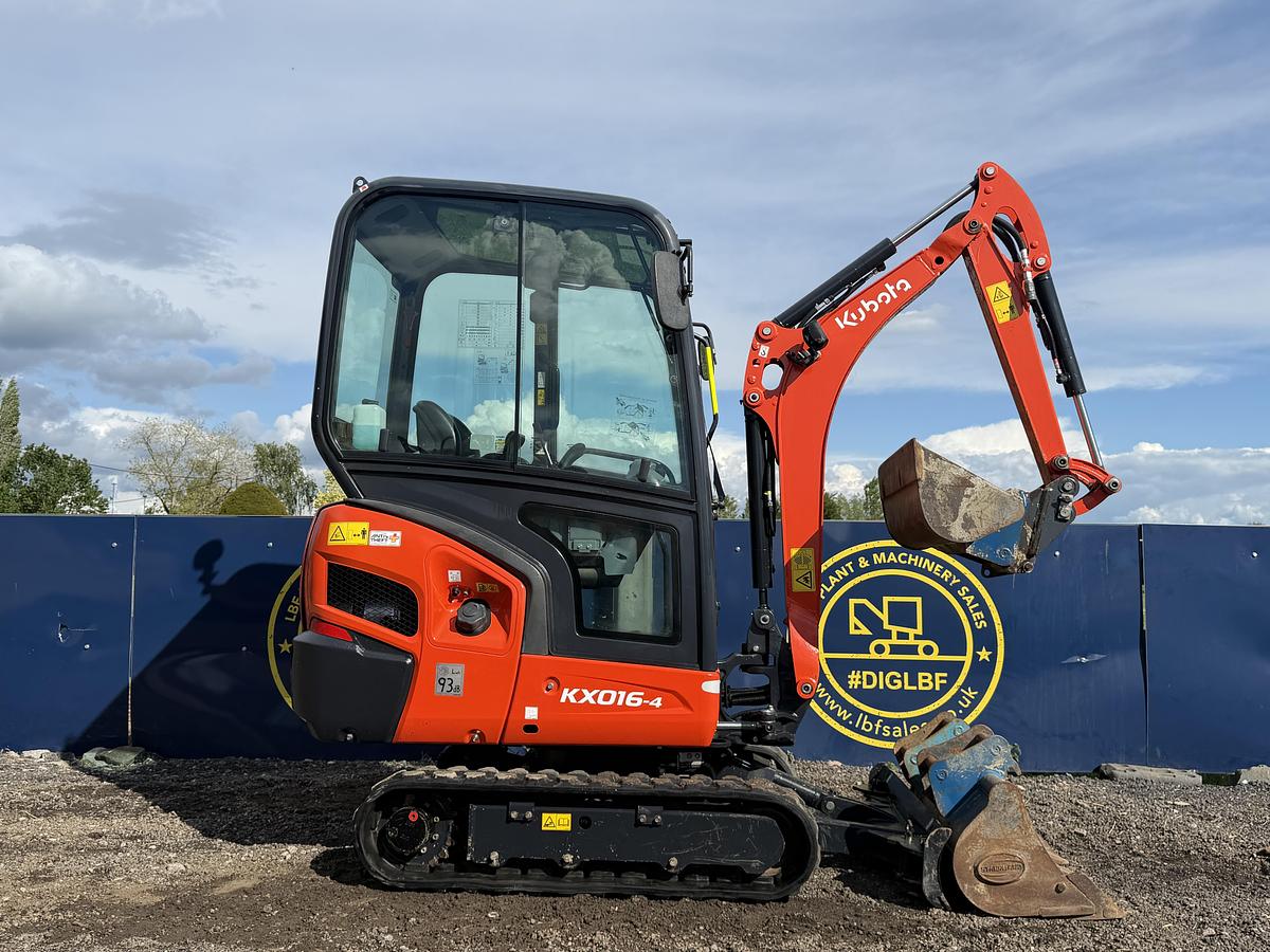 Used 2023 KUBOTA KX016-4