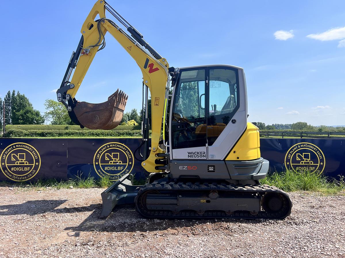 Used 2022 WACKER NEUSON EZ50