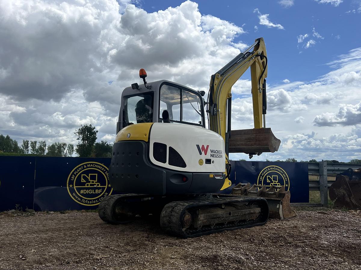 Used 2015 WACKER NEUSON 6003