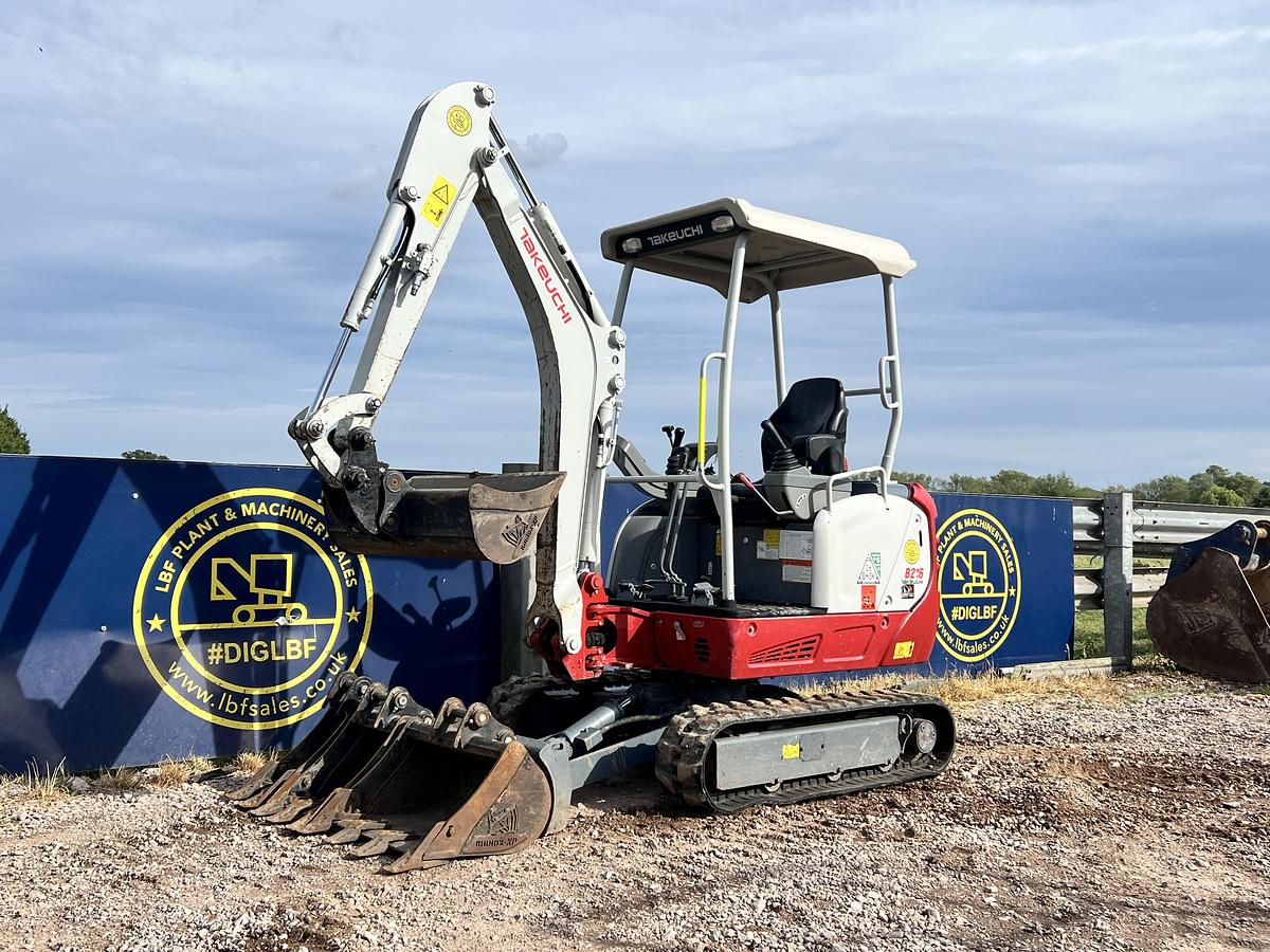 Used 2022 TAKEUCHI TB216