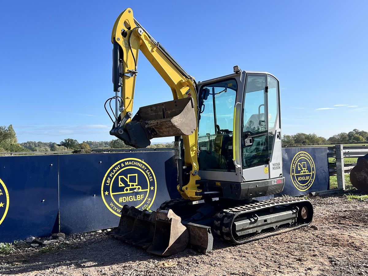 Used 2022 WACKER NEUSON EZ26