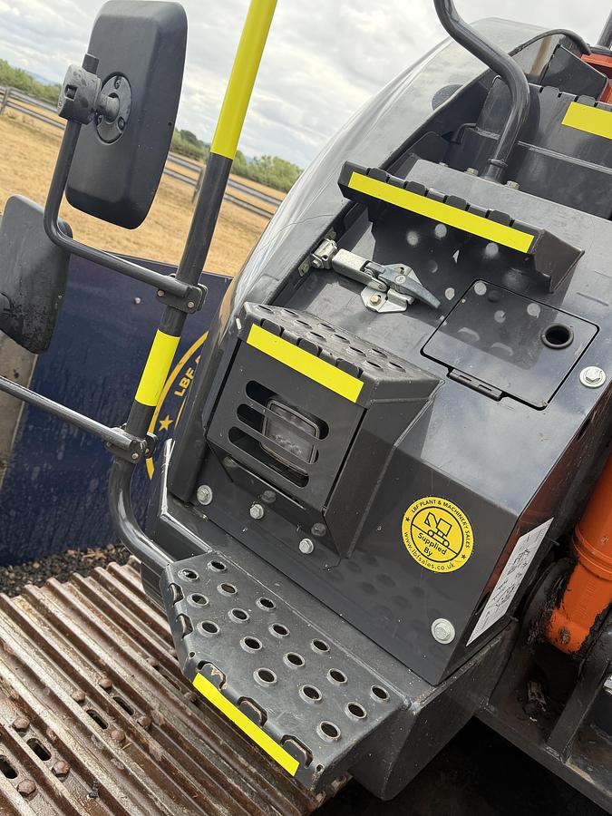 Used 2023 HITACHI ZAXIS ZX135USBL-7