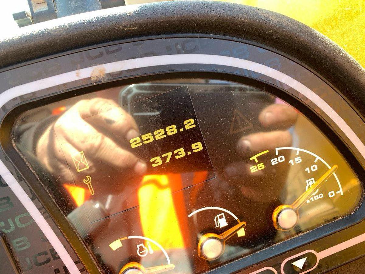 Used 2022 JCB 540-140