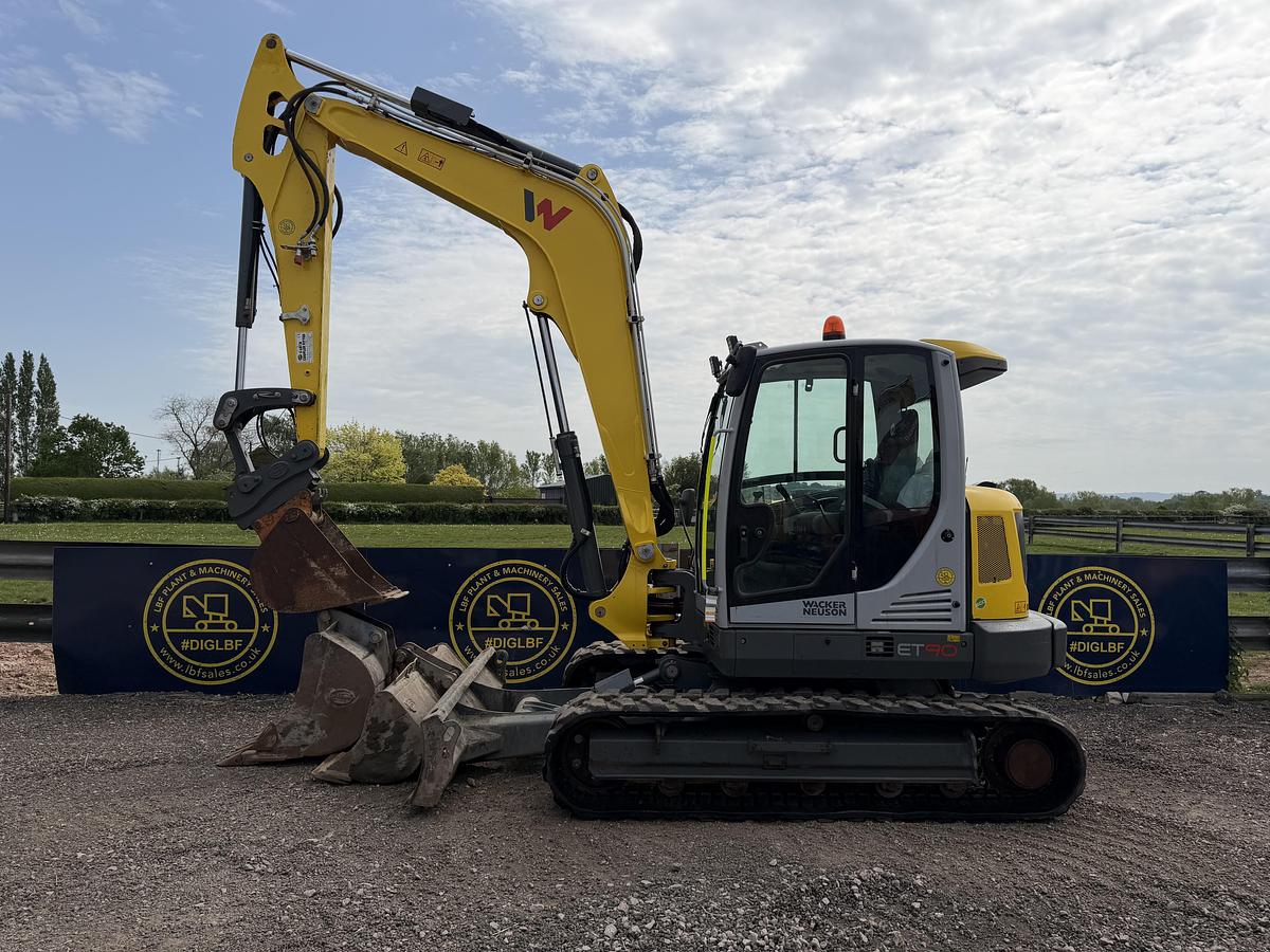 Used 2022 WACKER NEUSON ET90