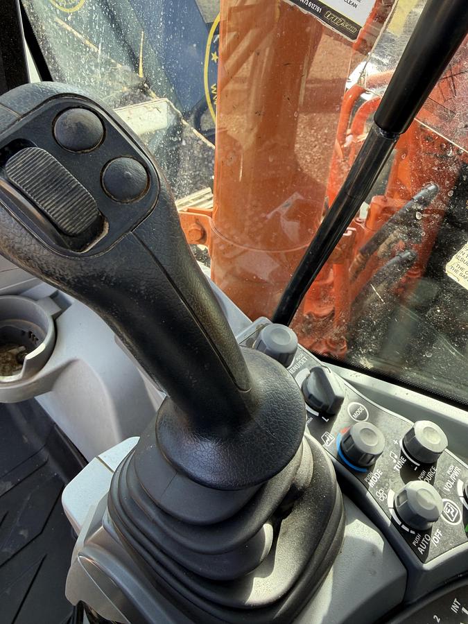 Used 2022 HITACHI ZAXIS ZX135USBL-7