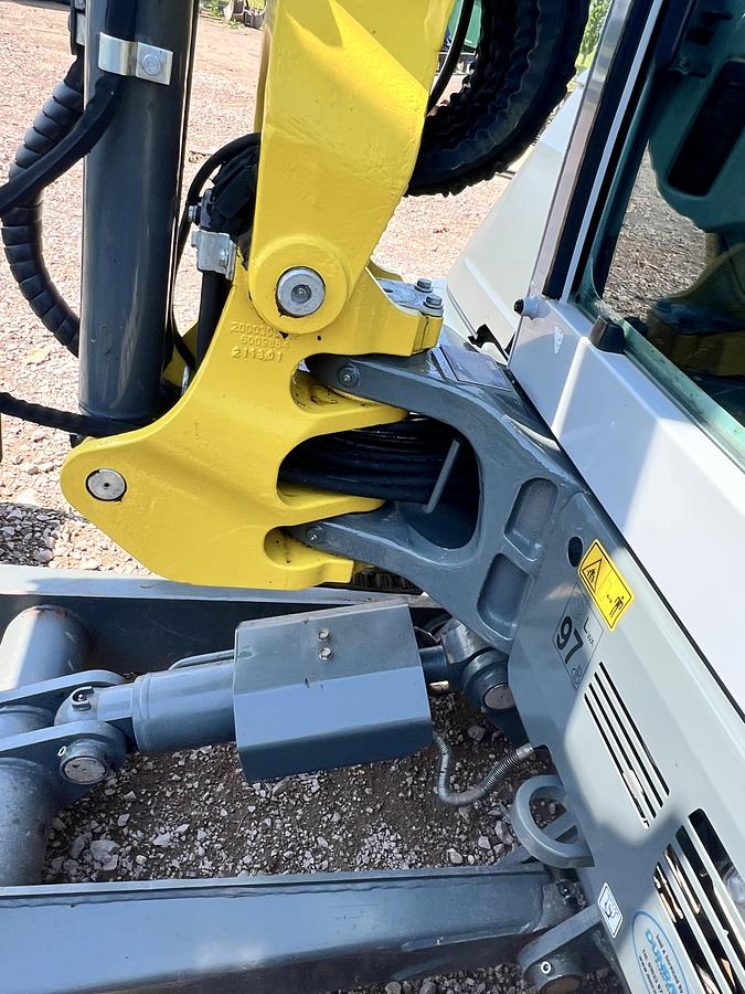 Used 2022 WACKER NEUSON EZ50