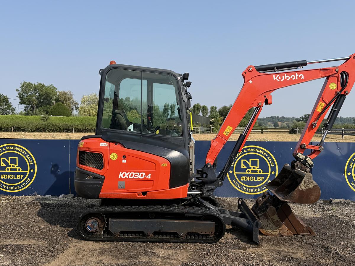 Used 2018 KUBOTA KX030-4