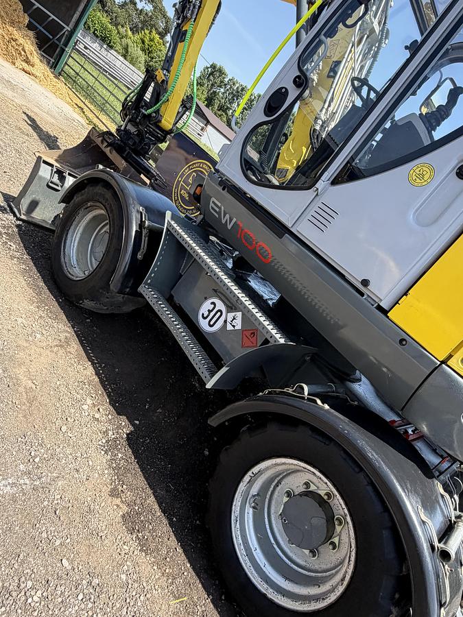 Used 2021 WACKER NEUSON EW100