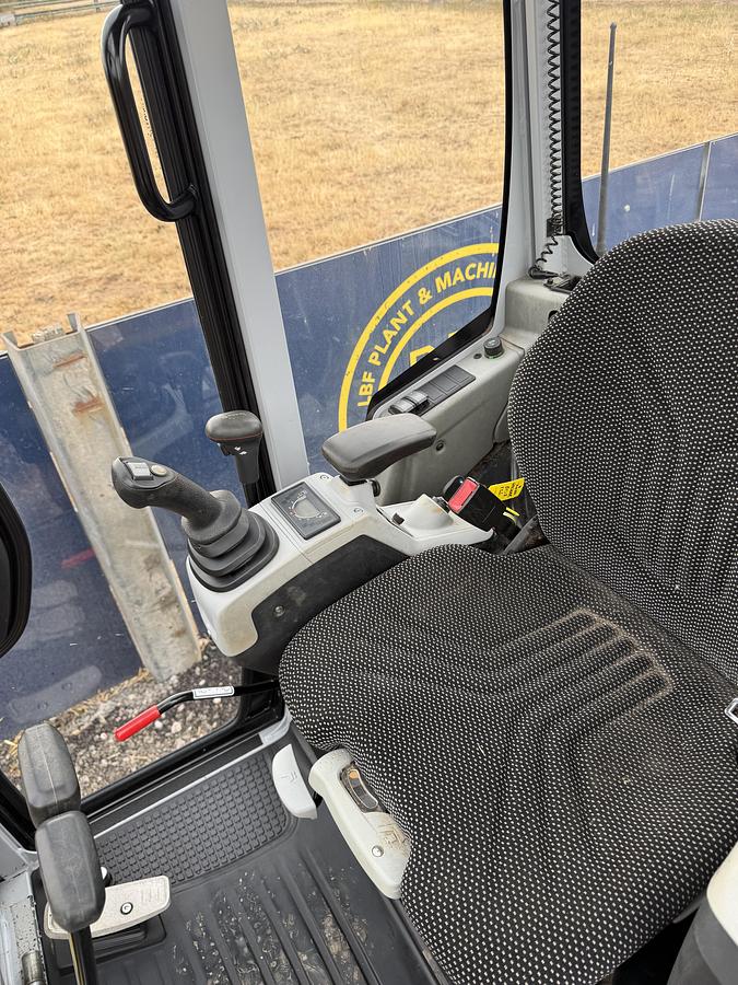 Used 2024 WACKER NEUSON ET18 VDS