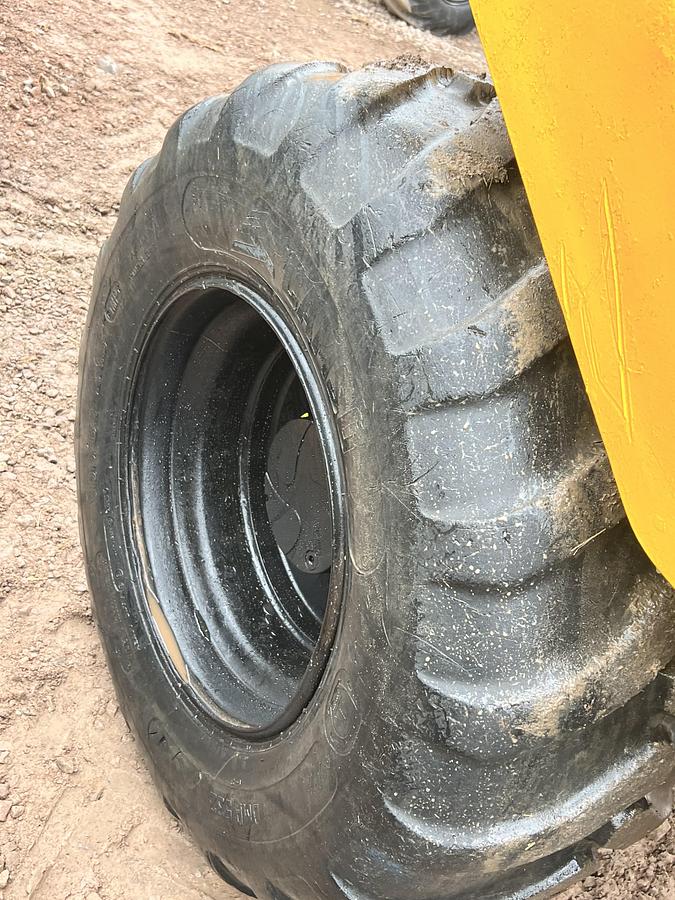 Used 2017 THWAITES 9 tonne dumper